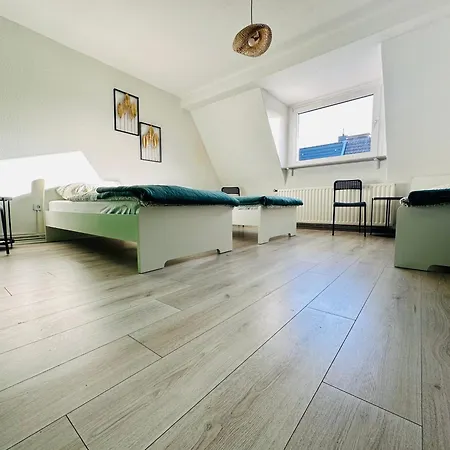 Urban Green Monteur Appartement Hagen شقة *